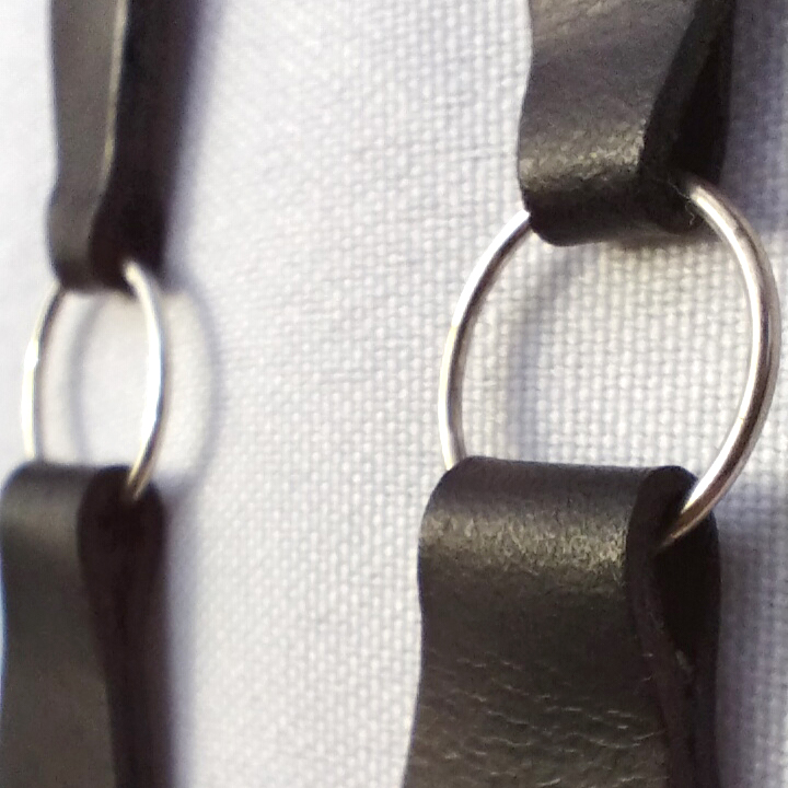 Pendientes de cuero con aro de plata - Imagen 3